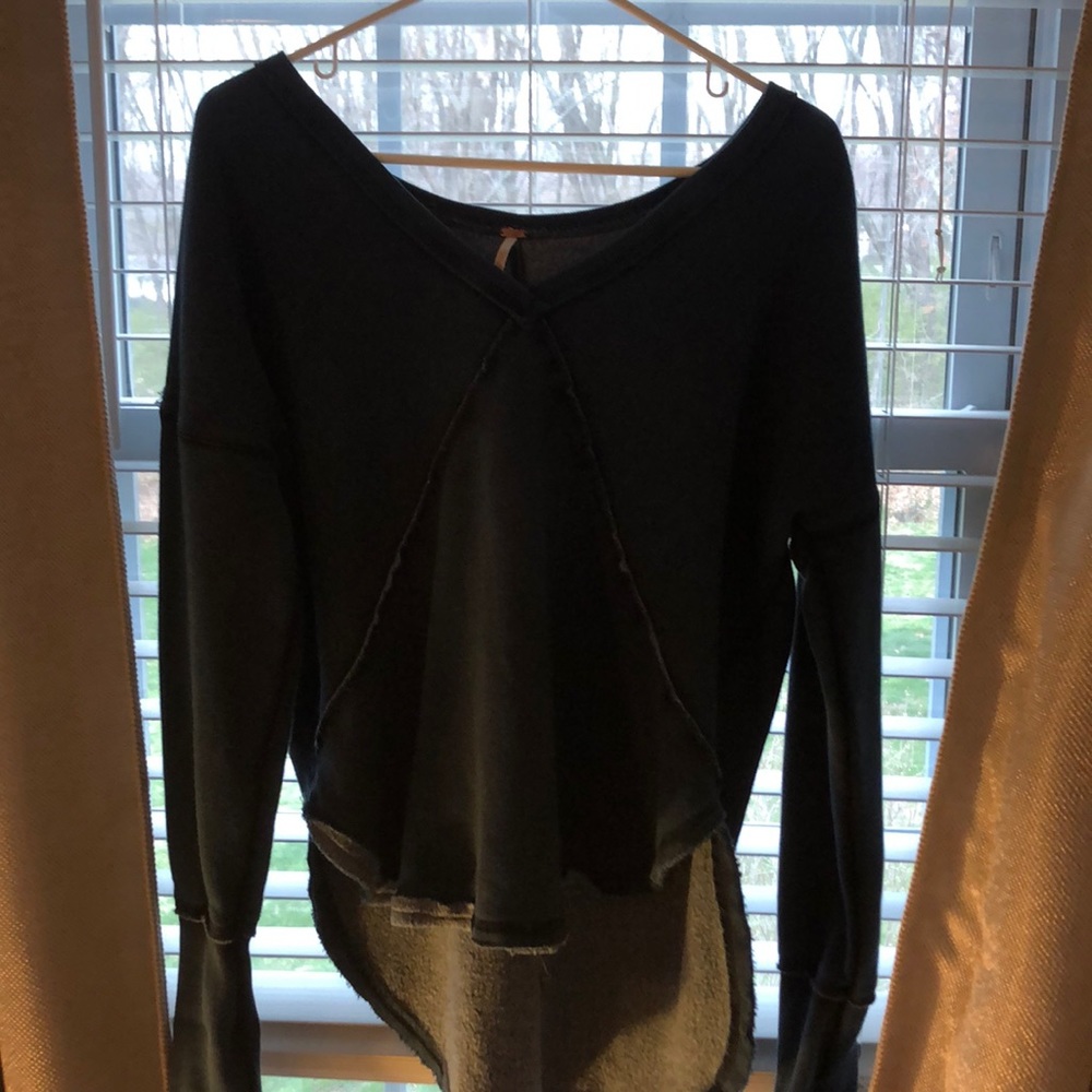 High-low free people sweatshirt/pullover